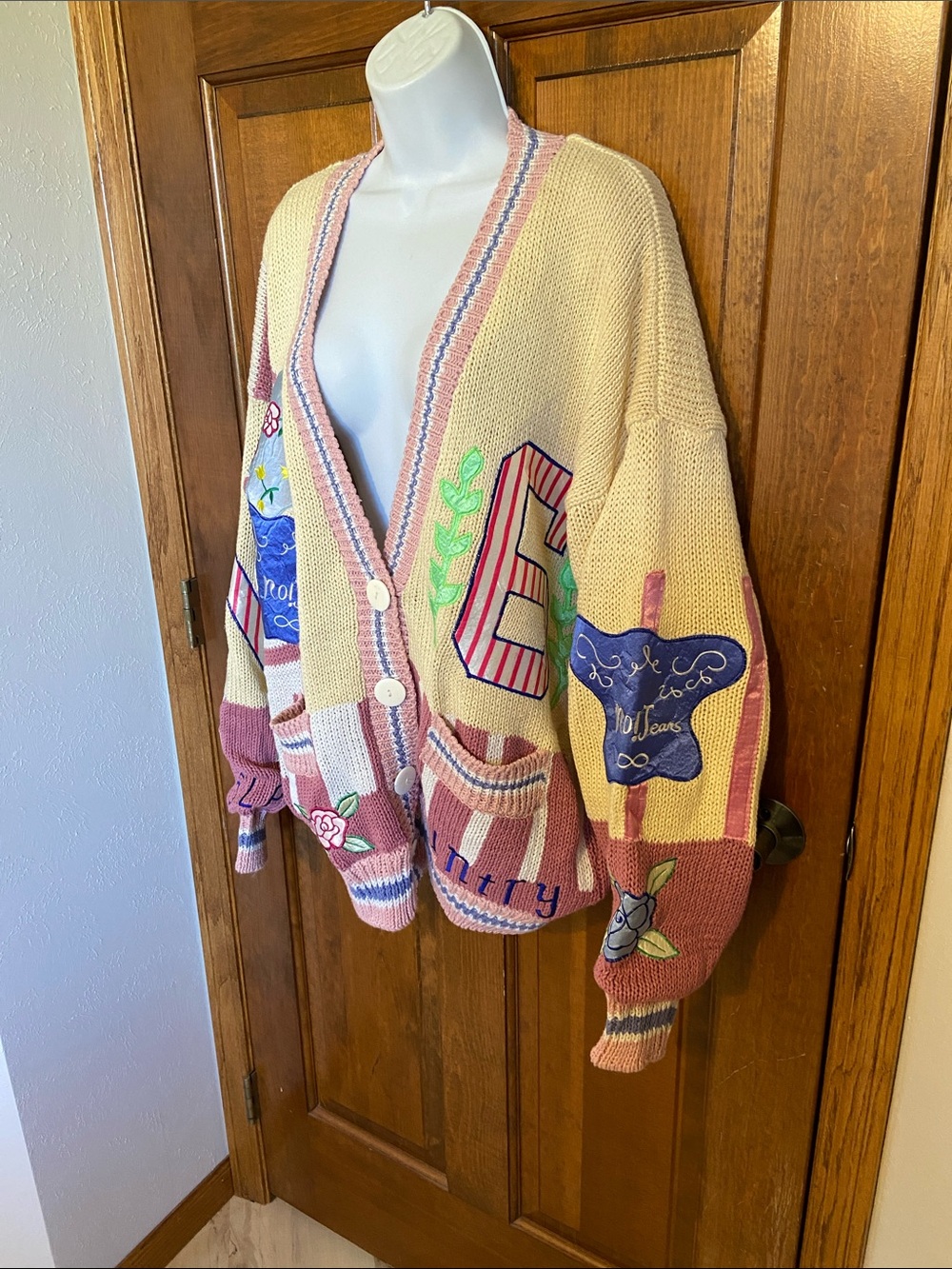 Absolutely No! Jeans Vintage Cardigan Embroidered Grandma Core Sweater OS - Picture 4 of 14
